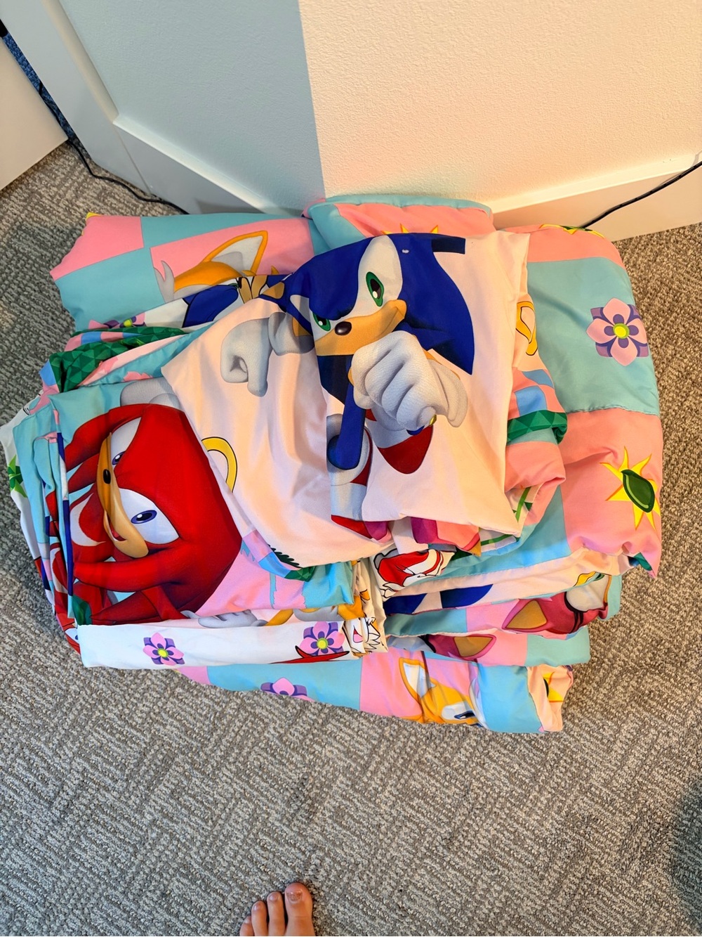Sonic the Hedgehog Pink & Blue Character Kids Bedding Set - Picture 3 of 3